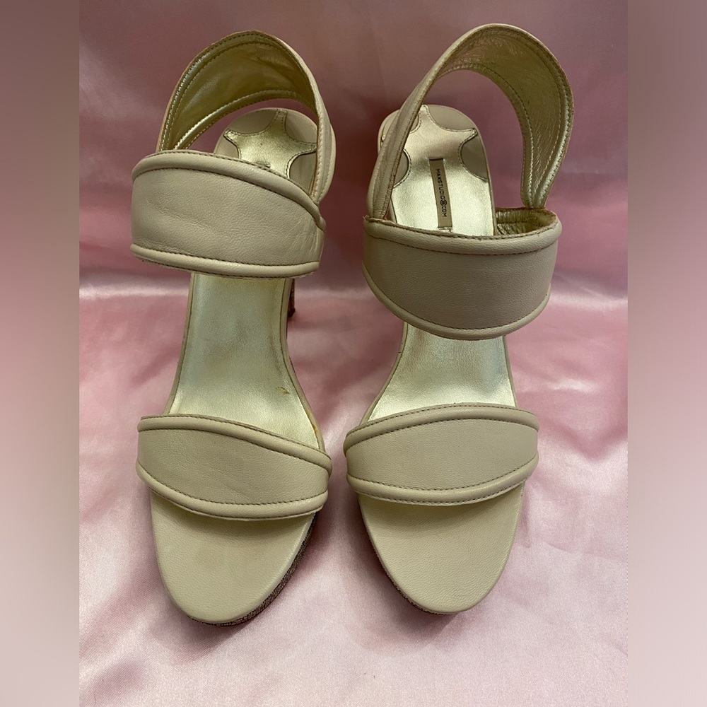 Max Studio Size7.5 Cream Leather Platform Sandals with Glitter Gold Heels